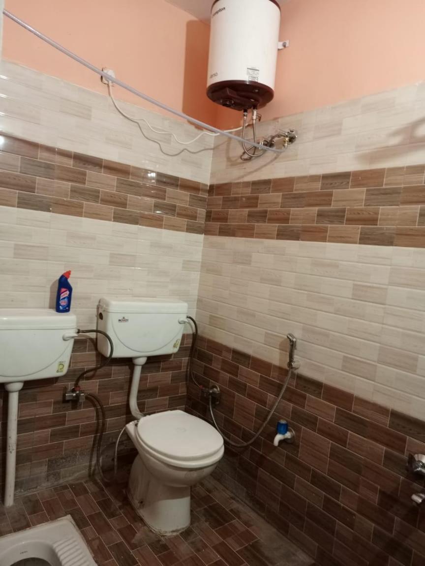 Shri Niwas Homestay Ayodhya Eksteriør bilde
